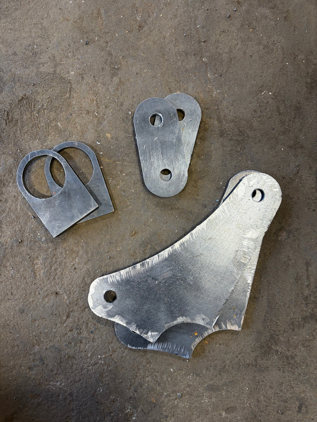 Anti wrap Traction bar brackets