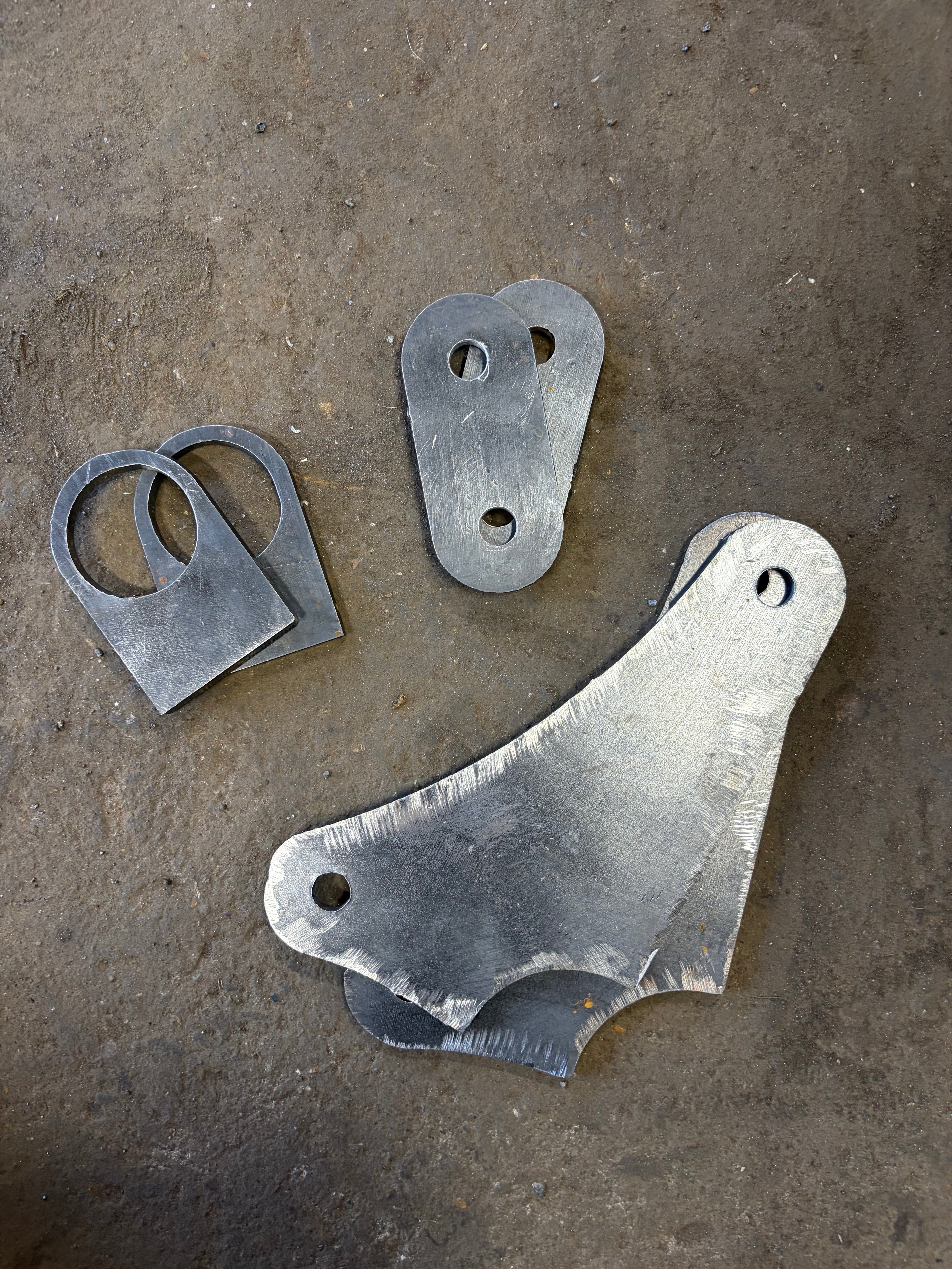 Anti wrap Traction bar brackets